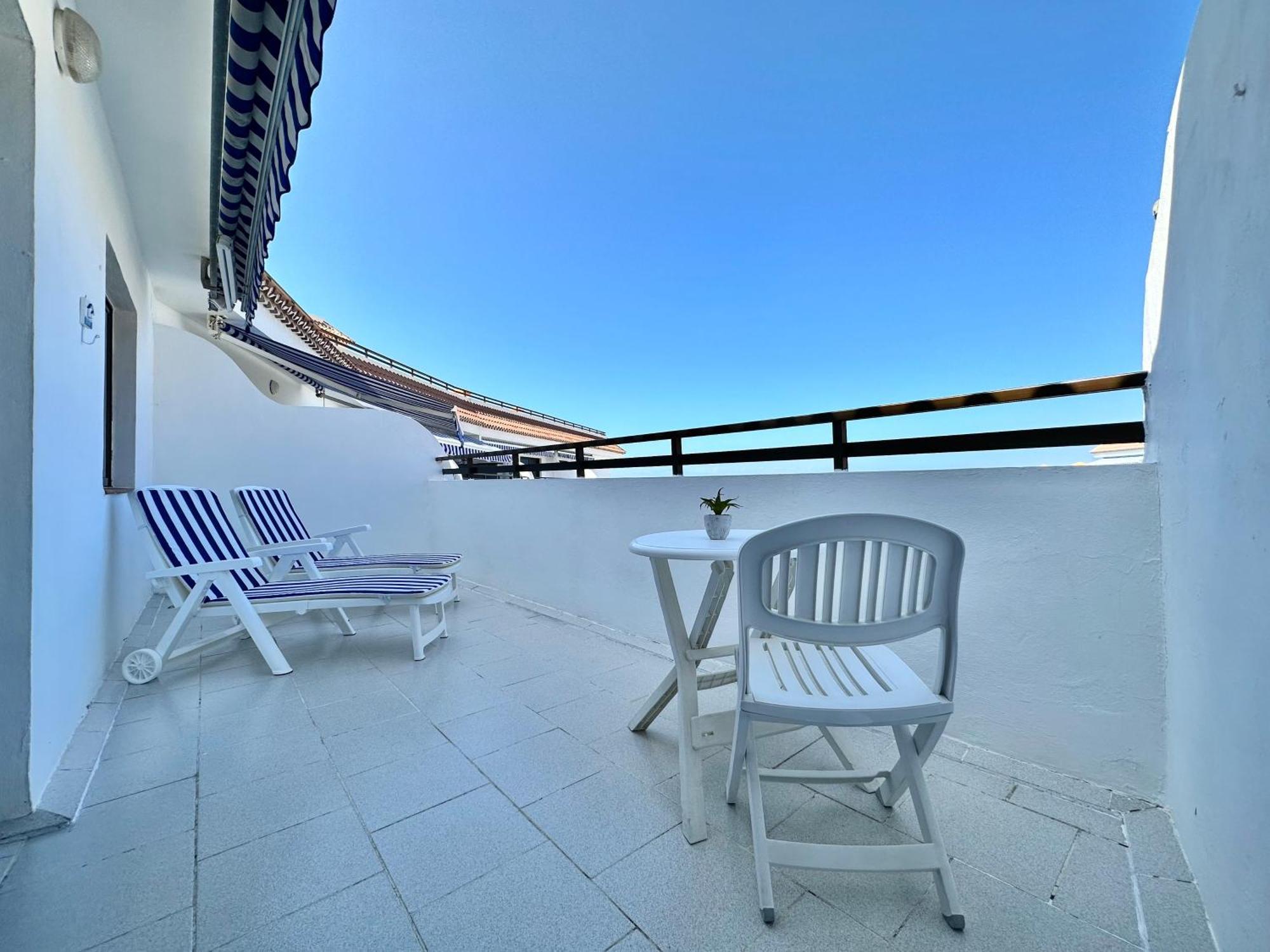 Sunshine Playa Arena Apartment Puerto de Santiago  Bagian luar foto